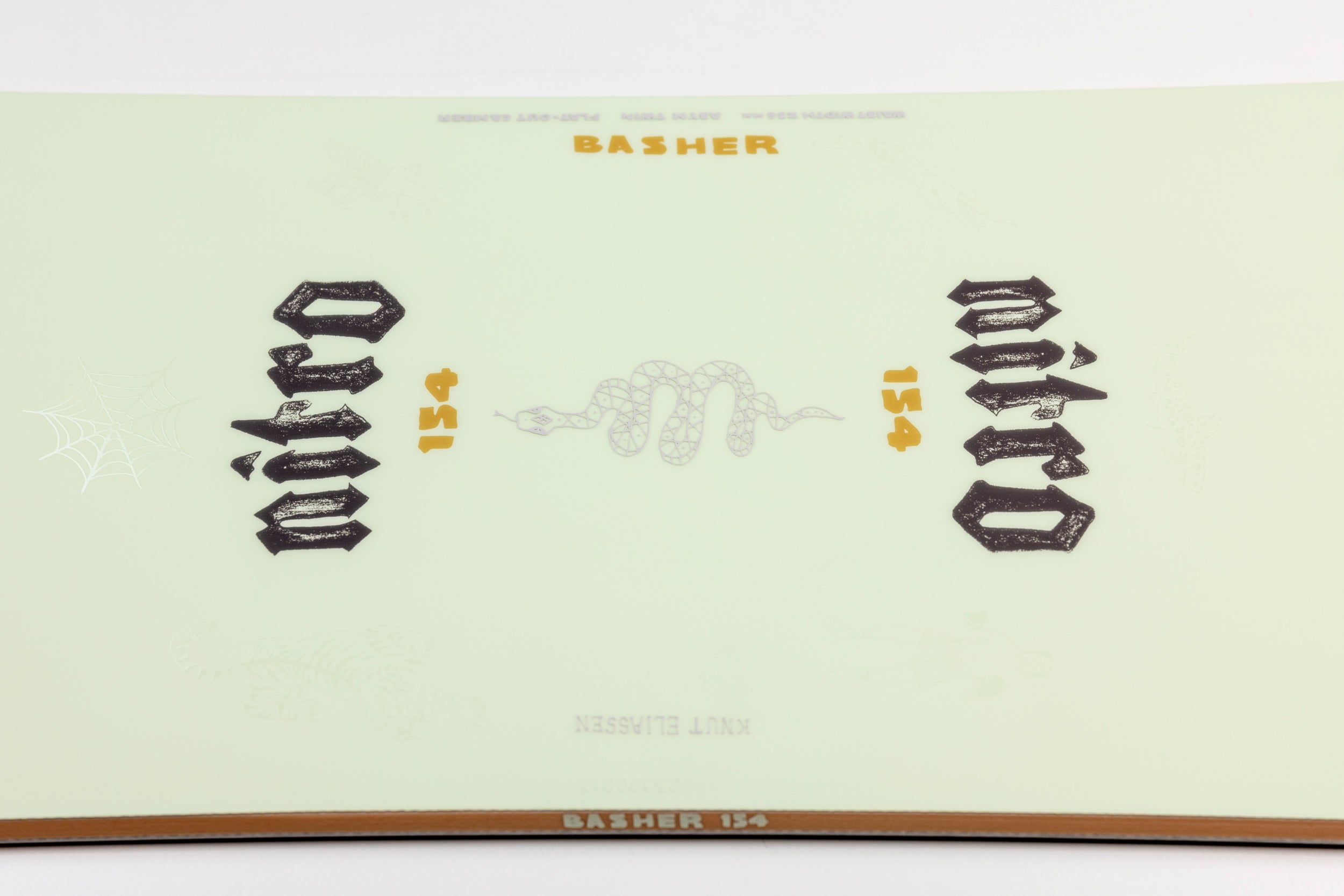 nitro-snowboards-basher-snowboard-all-mountain-unisex image 3