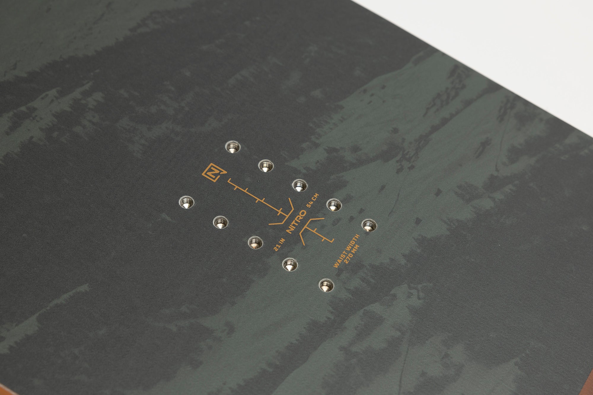 nitro-snowboards-magnum-snowboard-wide-all-mountain image 4