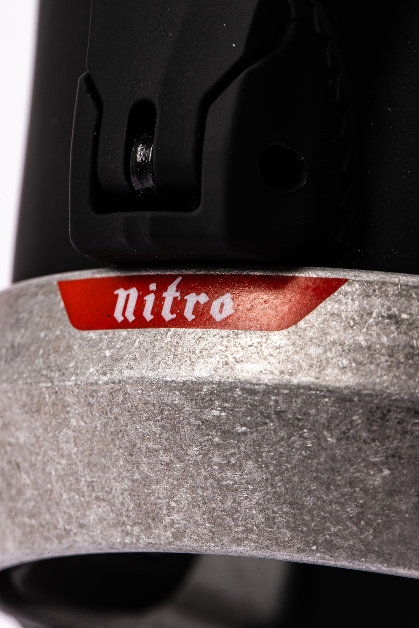 nitro-snowboards-one-attacchi-snowboard-uomo-motorhead image 7