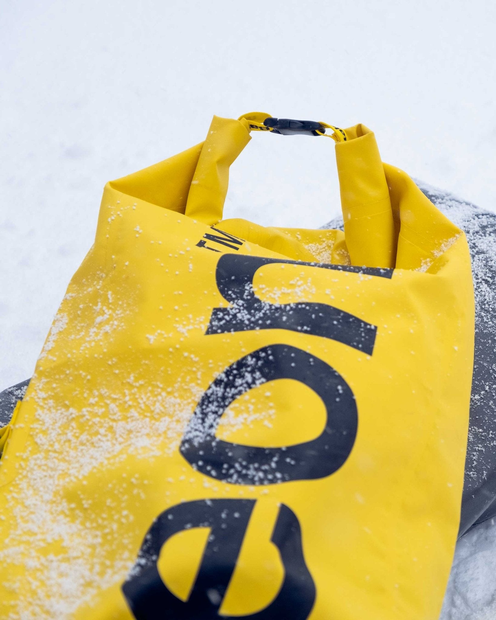 bataleon-getaway-bag-sacca-snowboard-roll-up-impermeabile image 4