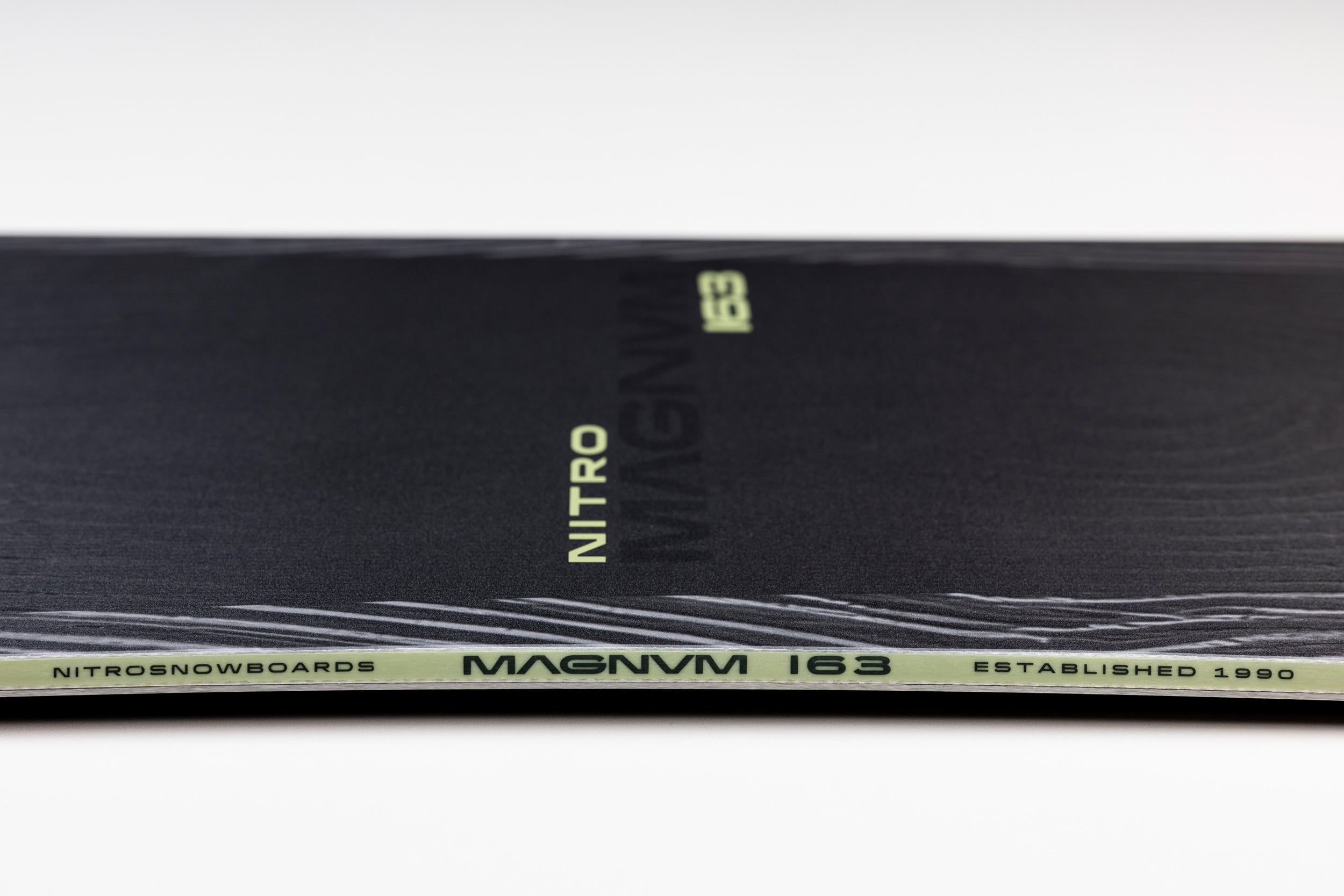 nitro-snowboards-magnum-snowboard-uomo-wide-all-mountain image 6